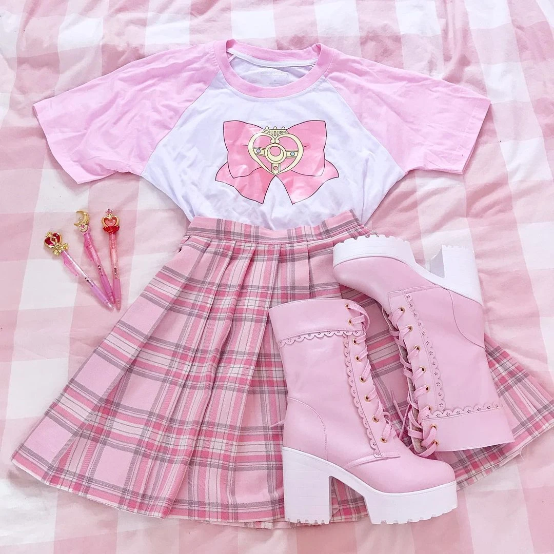 Chunky Lace Platform Boots 4 Chunky Lace Platform Boots - Image 2