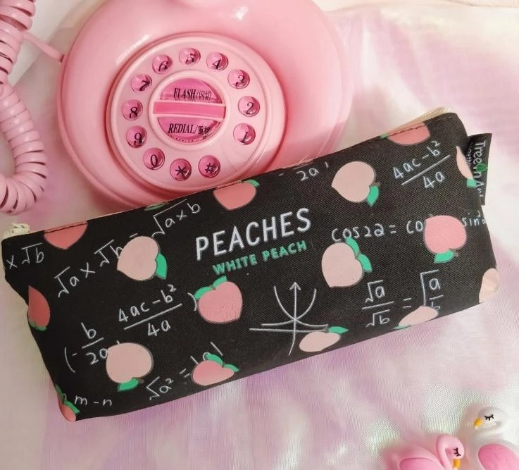 Peaches Makeup Bag 10 Peaches Makeup Bag - Image 8