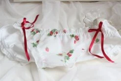 Strawberry Field Panties -Clothing Discount Store product image 844595272