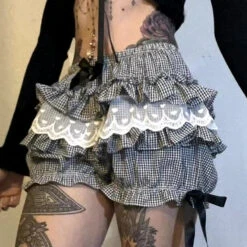 Striped Ruffled Bloomer Shorts 9 Striped Ruffled Bloomer Shorts -Clothing Discount Store striped ruffled bloomer shorts 392